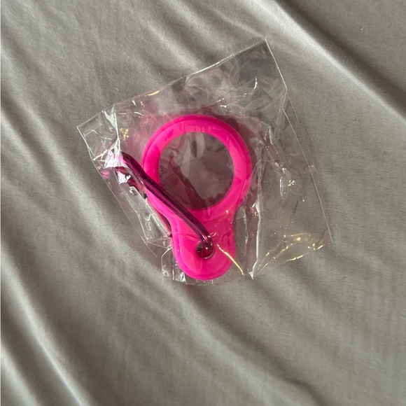 Yellow and Pink Sunscreen Applicator - Picture 4 of 13